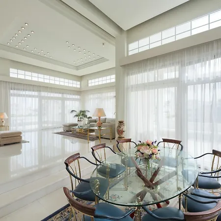 Mansion Βίλα *