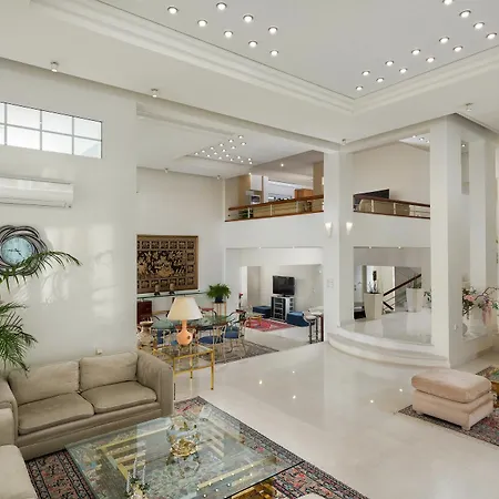 Βίλα Mansion